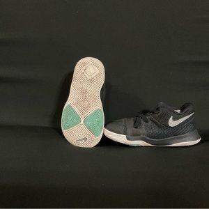 Nike Kyrie 3TD Toddler Size 7C